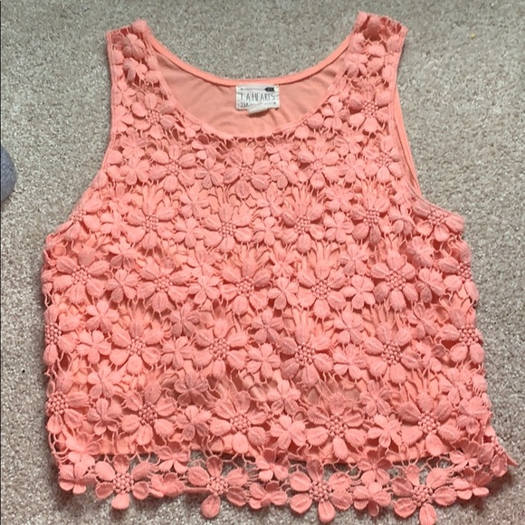 Pacsun peach cropped floral top! - Picture 1 of 3